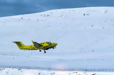 Luftambulansen brukte åtte timer fra Tromsø til Longyearbyen – da var pasienten død