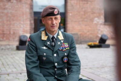 Vil gå gjennom alle varslarsaker på nytt