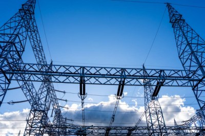 Nytt anslag: Staten håver vel 70 milliarder ekstra på strøm i år