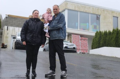 Huseier har lagt ut én million kroner for en offentlig vei i Karmøy kommune