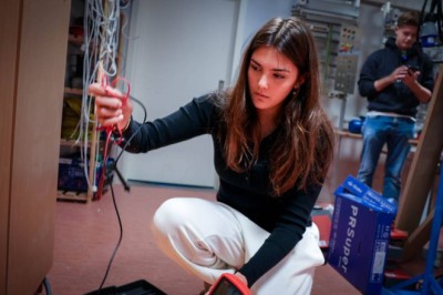 Krever mer penger til stipend i videregående skole. Har ikke råd til verktøy og verneutstyr